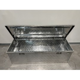 COFFRE ALUMINUIM L145 x l46 x H52 CM ( 280 LITRES )